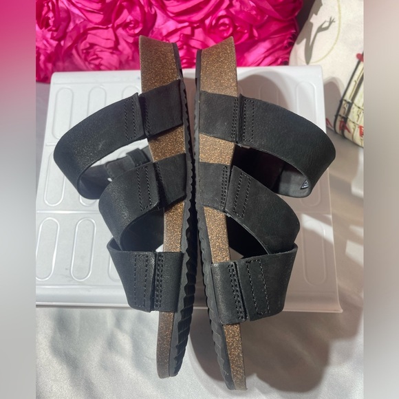 Teva Women's MAHONIA SLIDE, black size 8 - Picture 3 of 10